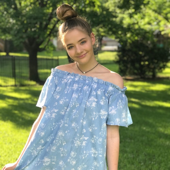 Meet your Posher, Allie - Picture 3 of 3